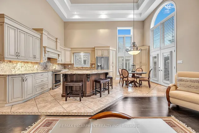 Additional image 16 of 15 Silver Maple Dr