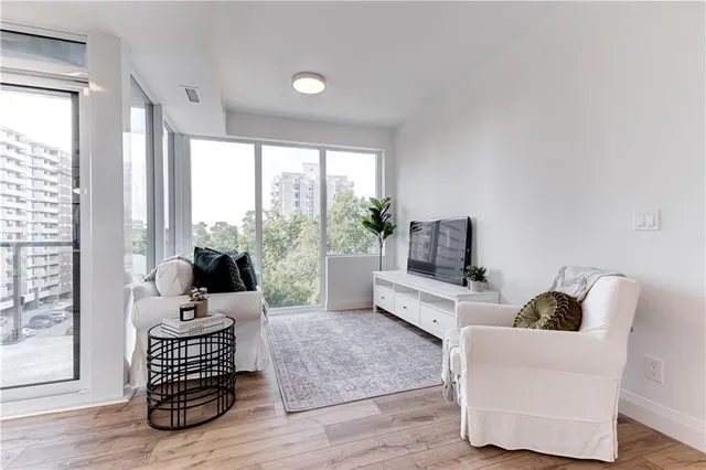 Additional image 12 of 500 BROCK Ave Unit 708