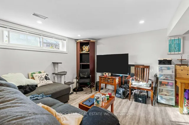 Additional image 30 of 149 Victor Blvd