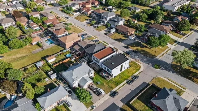 Additional image 48 of 253 Federal St