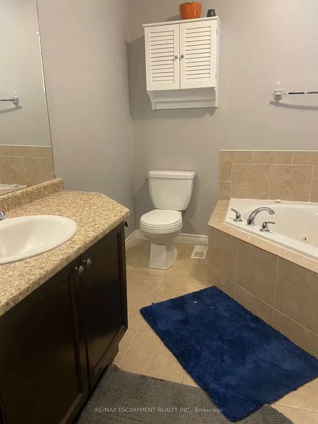 Additional image 14 of 44 PELECH Cres