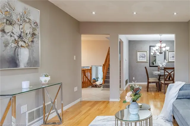 Additional image 9 of 32 Audubon St