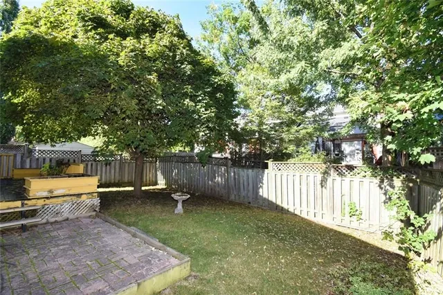 Additional image 38 of 2152 SALMA Cres