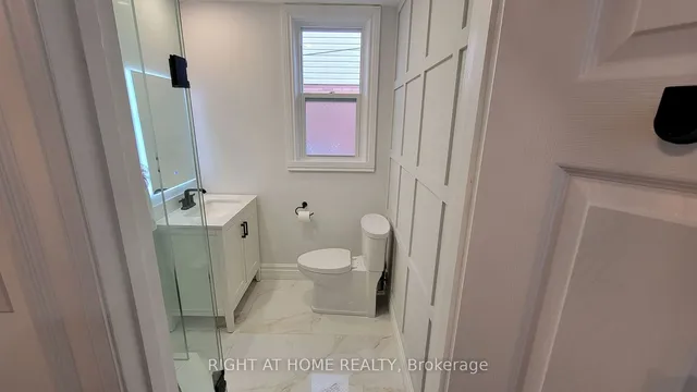 Additional image 11 of 124 Barons Ave