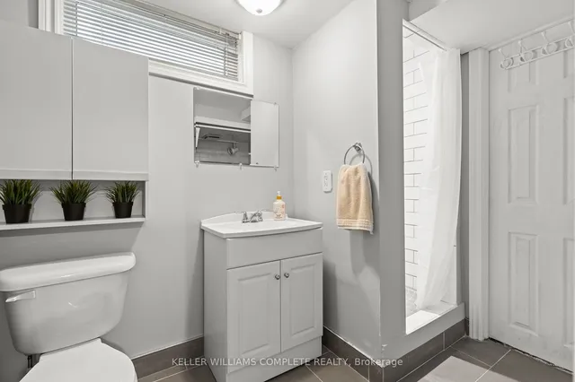 Additional image 30 of 38 BRETT Crt