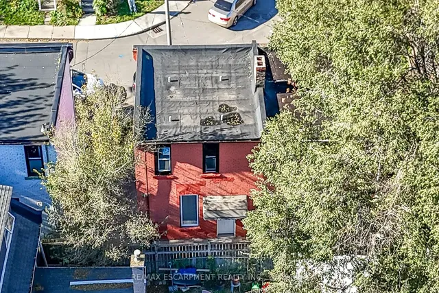 Additional image 40 of 346 Emerald St