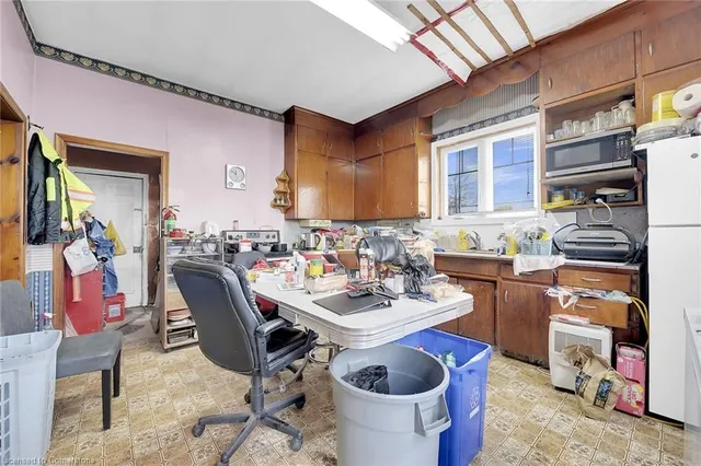 Additional image 25 of 1221 Binbrook Rd