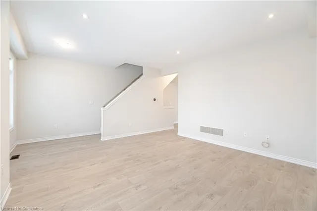 Additional image 19 of 288 Glover Rd Unit 9