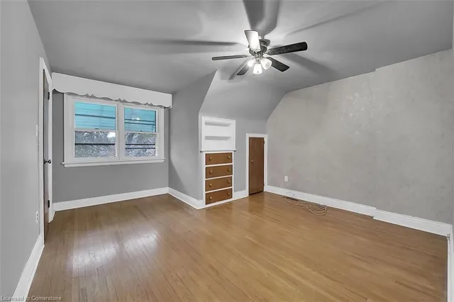 Additional image 24 of 25 Sunning Hill Ave