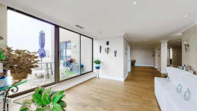 Additional image 12 of 100 Upper Madison Ave Unit PH2