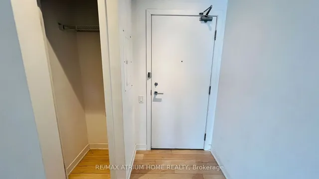 Additional image 31 of 318 King St Unit 508