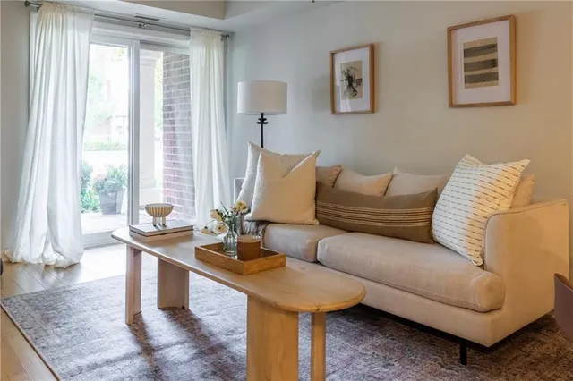 Additional image 25 of 3070 ROTARY Way Unit 122