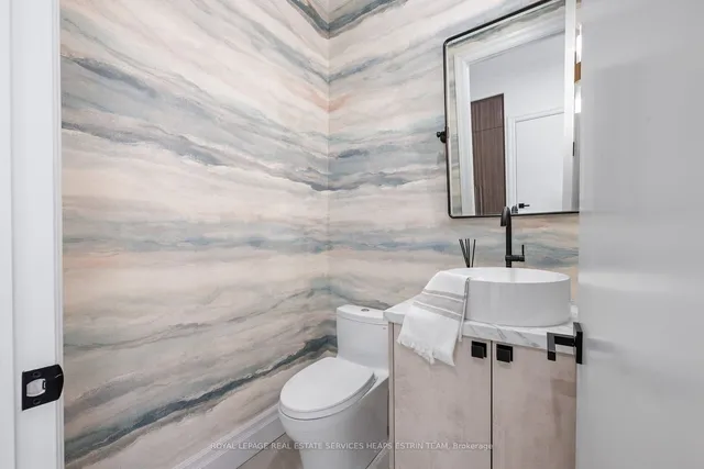 Additional image 13 of 112 Givins St