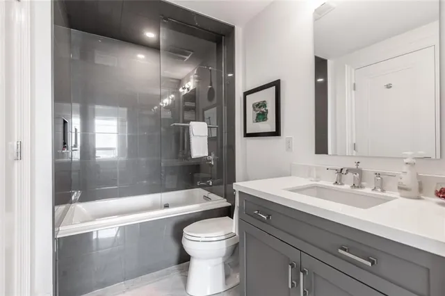 Additional image 38 of 2060 LAKESHORE Rd Unit 1401