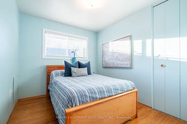 Additional image 10 of 130 KINGS FOREST Dr