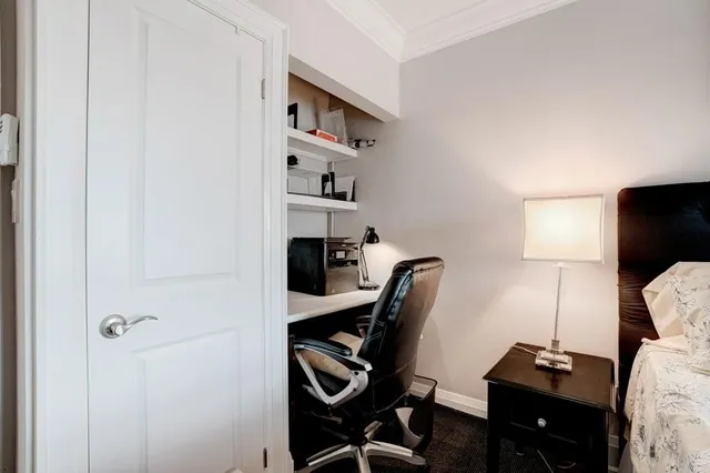 Additional image 28 of 5250 LAKESHORE Rd Unit 2006