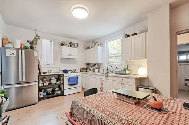 Additional image 10 of 166 Grace St