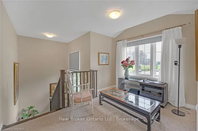 Additional image 20 of 93 SOUTHSHORE CRESCENT