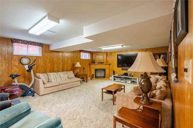 Additional image 28 of 2434 EILEEN Dr