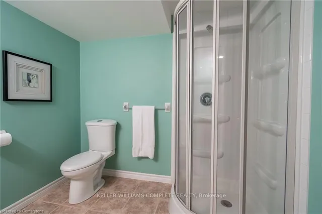 Additional image 23 of 44 Greentrail Dr