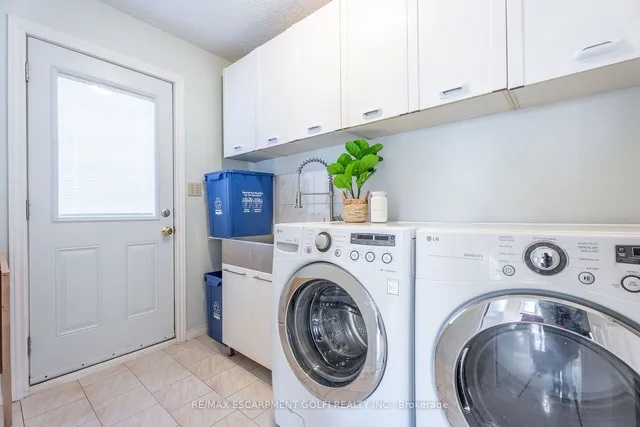 Additional image 16 of 54 Goldcrest Dr