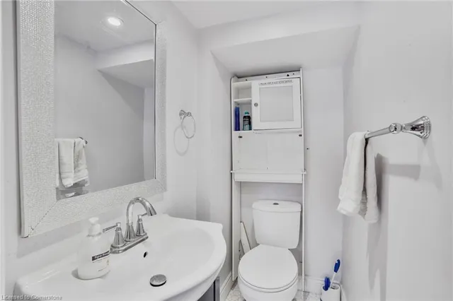 Additional image 36 of 70 Gainsborough Rd