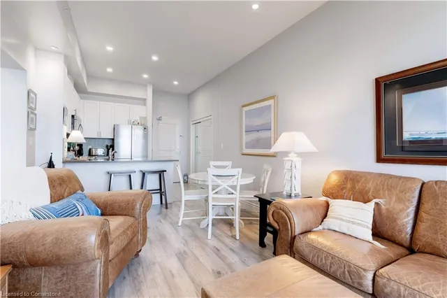 Additional image 13 of 35 Southshore Cres Unit 404