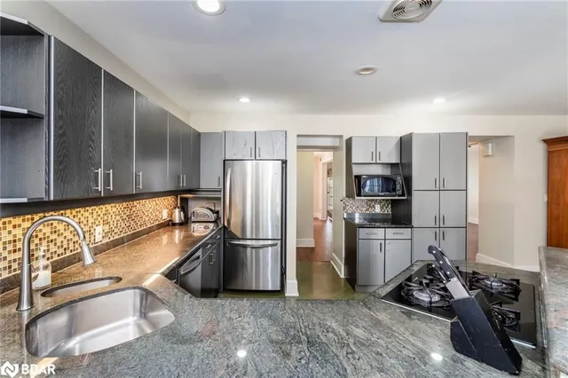 Additional image 7 of 73 COLIN Colin Ave