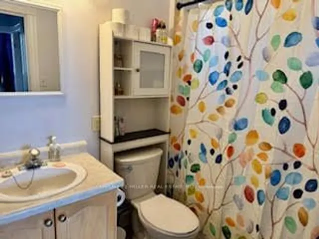 Additional image 17 of 21 Minto Ave