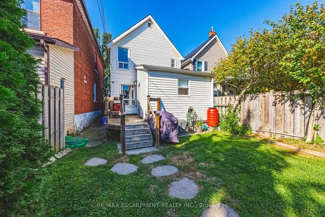 Additional image 32 of 62 Birch Ave