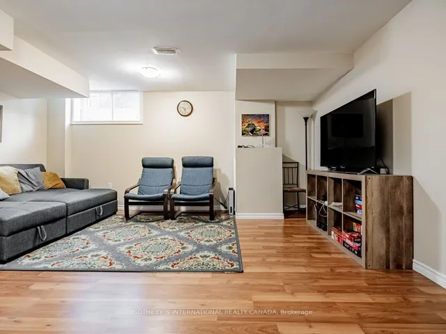 Additional image 32 of 1123 Houston Dr