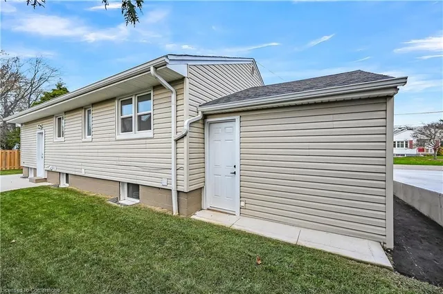 Additional image 8 of 4 James Ave