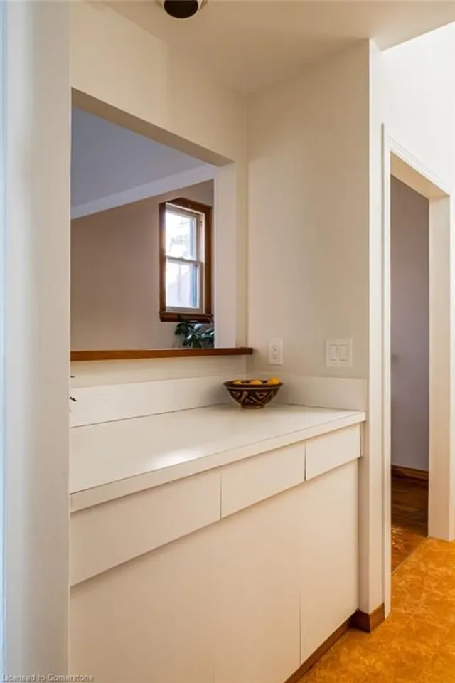 Additional image 16 of 218 Bay St