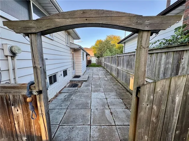 Additional image 5 of 4006 FLEMISH Dr