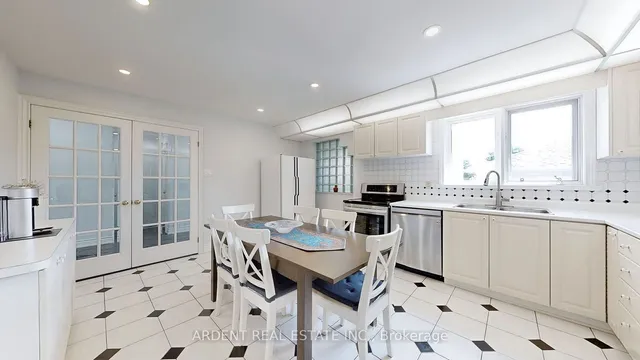 Additional image 11 of 265 Acton Ave