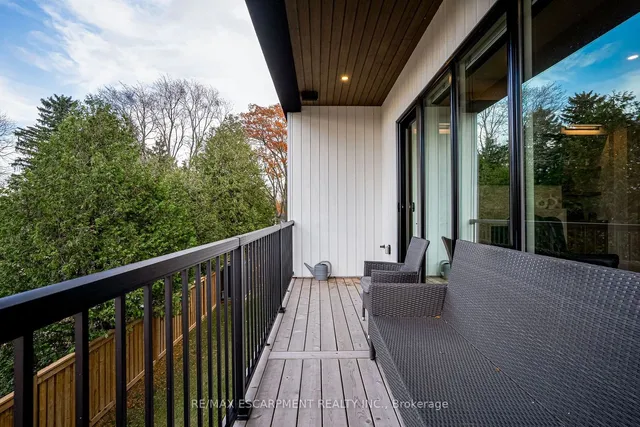 Additional image 33 of 11 Church St