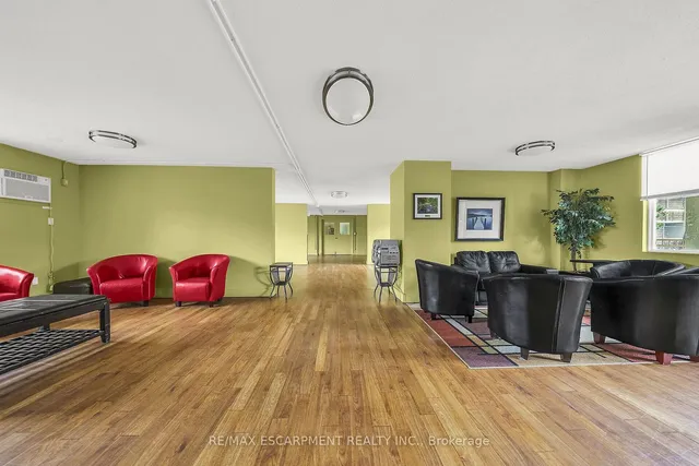 Additional image 28 of 350 Quigley Rd Unit 826