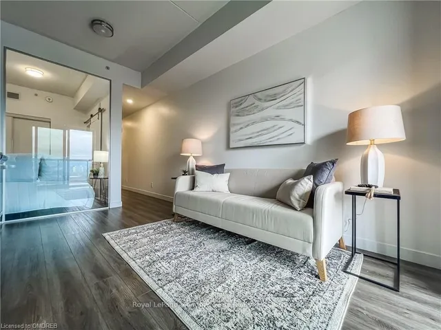 Additional image 11 of 15 QUEEN St Unit 1106