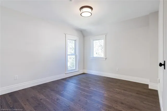 Additional image 29 of 100 Kensington Ave