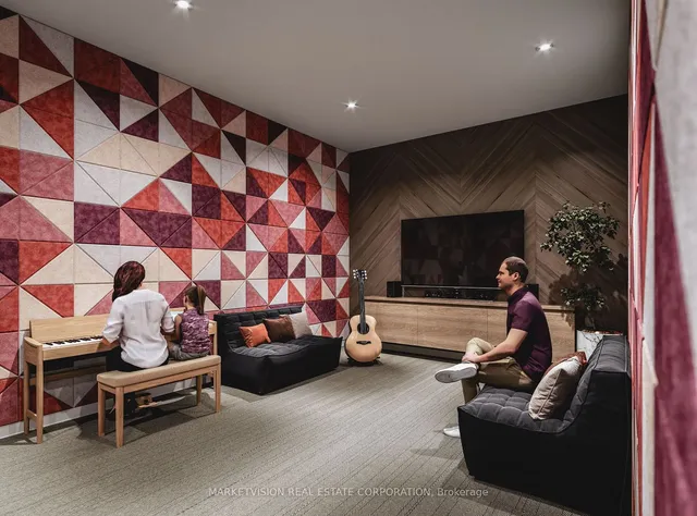 Additional image 12 of 689 The Queensway Unit 220