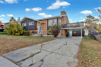 Additional image 3 of 18 Balmoral DR