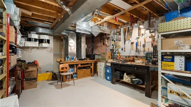 Additional image 34 of 137 Thoroughbred Blvd