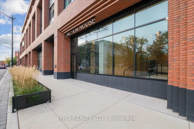 Additional image 34 of 2720 Dundas St Unit 201