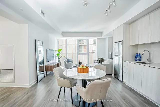 Additional image 6 of 357 King St Unit 809