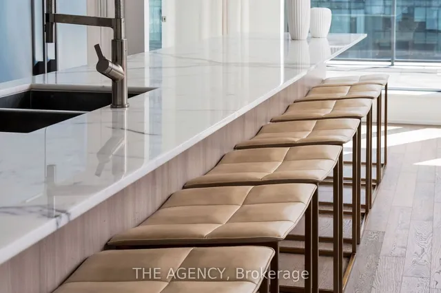 Additional image 15 of 650 King St Unit PH01