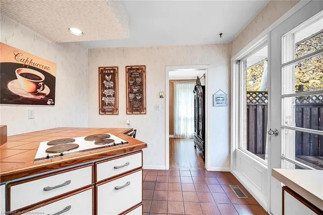 Additional image 18 of 54 Little John Rd