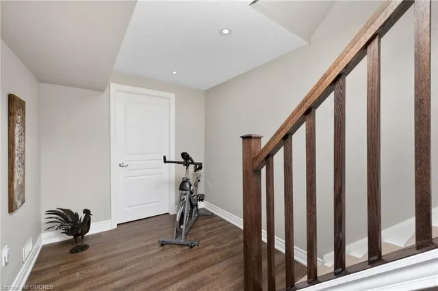 Additional image 34 of 2086 Ghent Avenue Unit 21