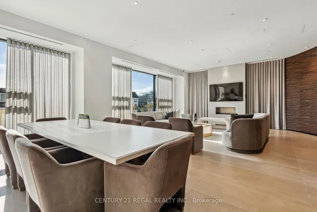 Additional image 31 of 2007 James St Unit 1106