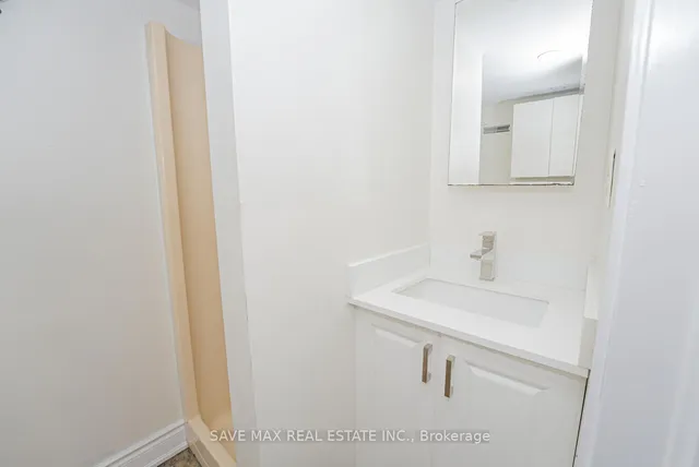 Additional image 31 of 3907 Governors Rd