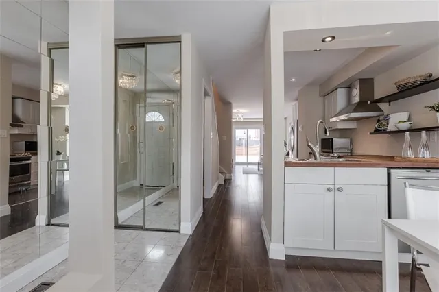 Additional image 8 of 895 MAPLE Ave Unit 605